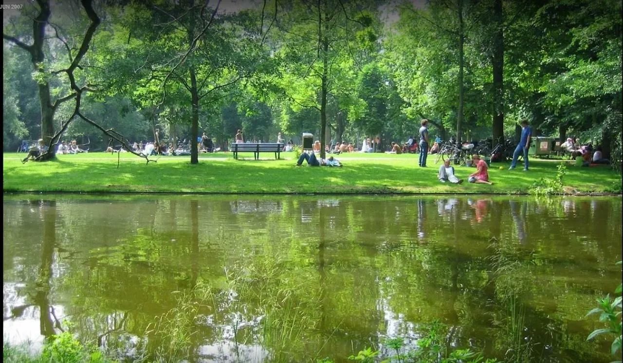 Amazing Apartment With Private Garden On Great Location Amsterdam